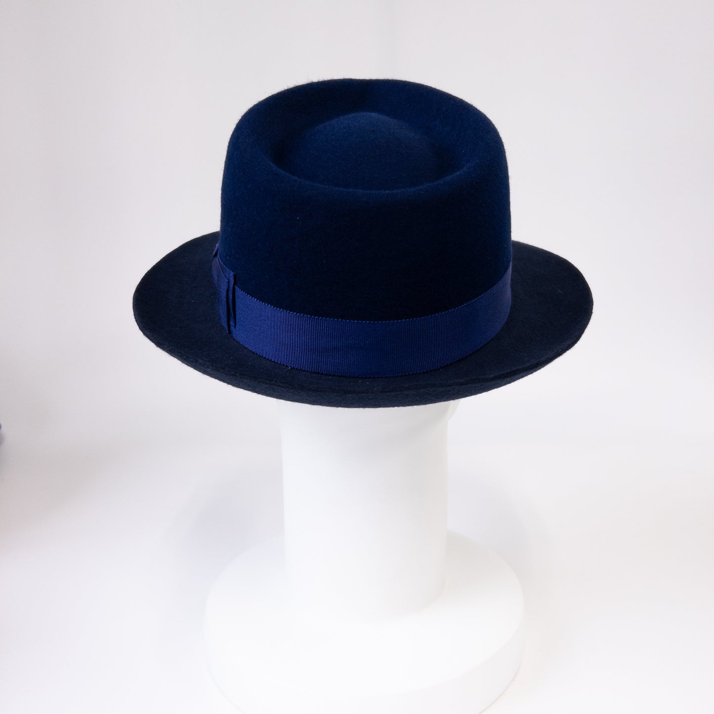 【日本人の頭に合う】バイカラークラシックフェルトハット ブルー
