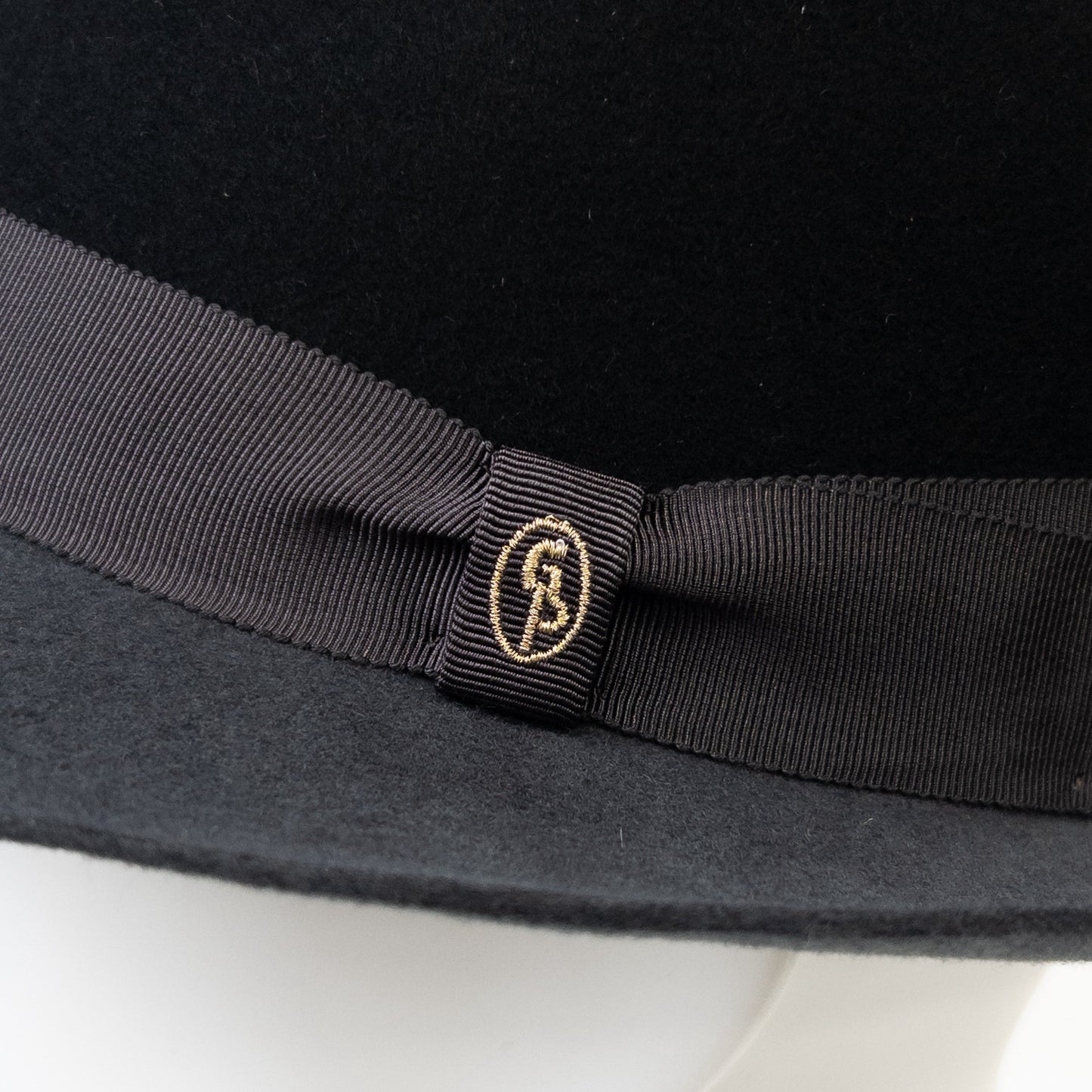 【日本人の頭に合う】バイカラークラシックフェルトハット ブラック