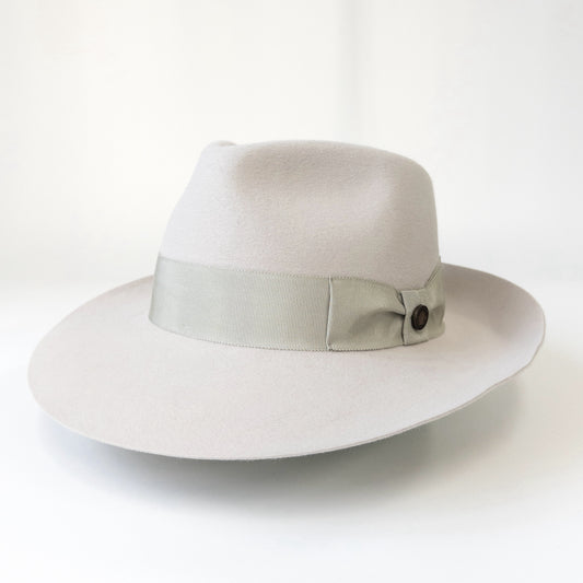 ラビットアンテロープハット ホワイト